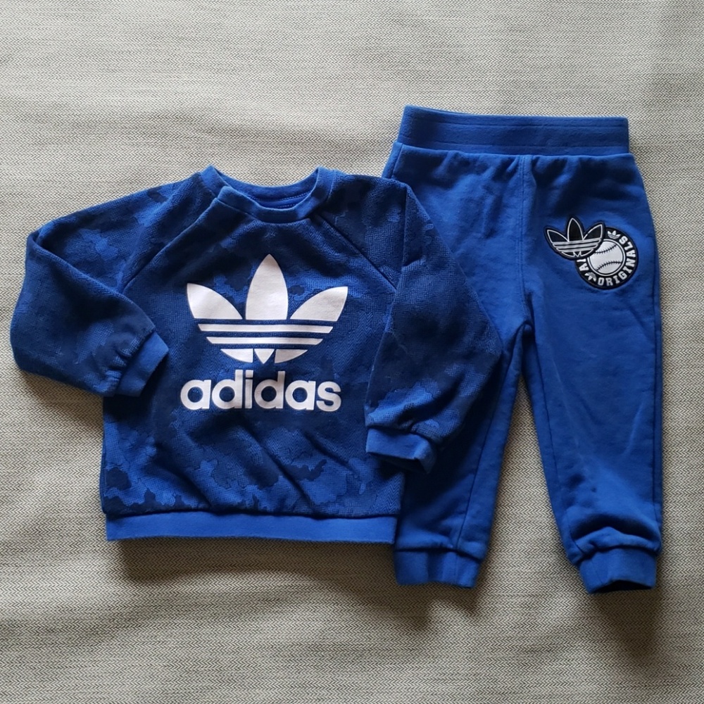 ADIDAS Sweatshirt/Pants Set